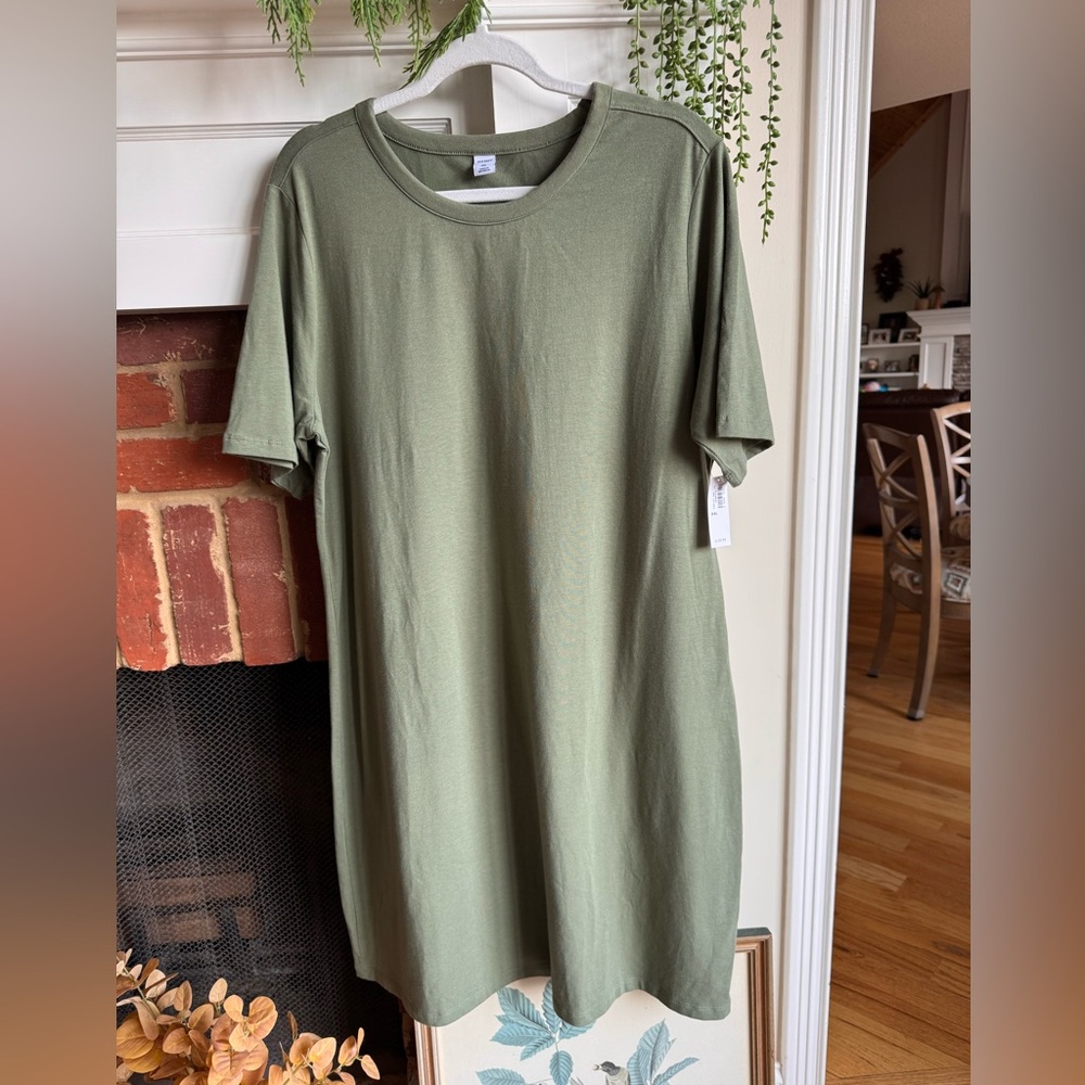 Women’s Old Navy Olive Green Crewneck T-Shirt Dress